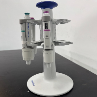 Eppendorf Research Plus Single Channel Pipettes and Stand image 0